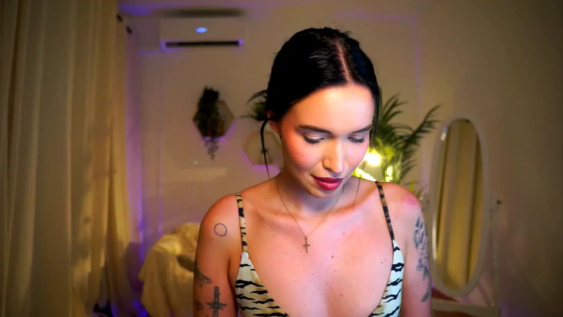 Gallery image thumbnail from Good_Choice's myfreecams stream on, 09/01/2024, 20:35 image 11 of 20