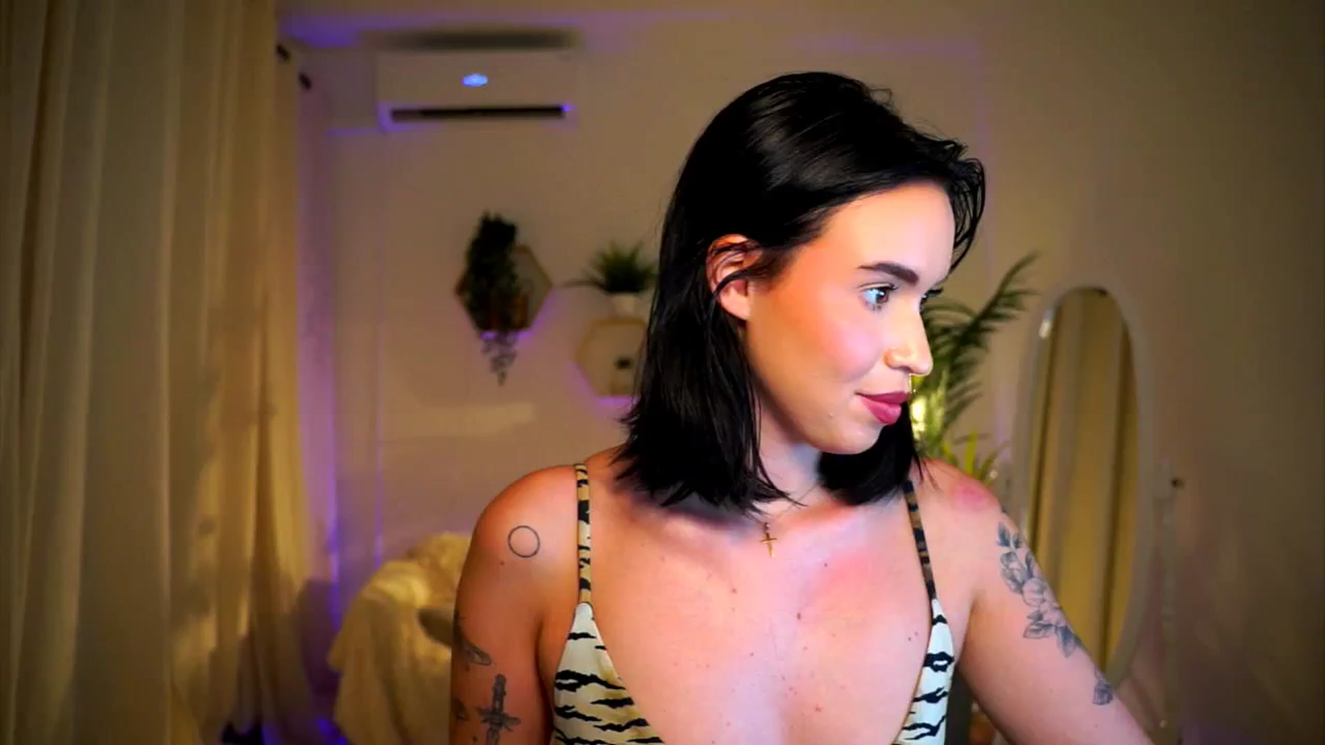 Gallery image thumbnail from Good_Choice's myfreecams stream on, 09/01/2024, 20:35 image 8 of 20