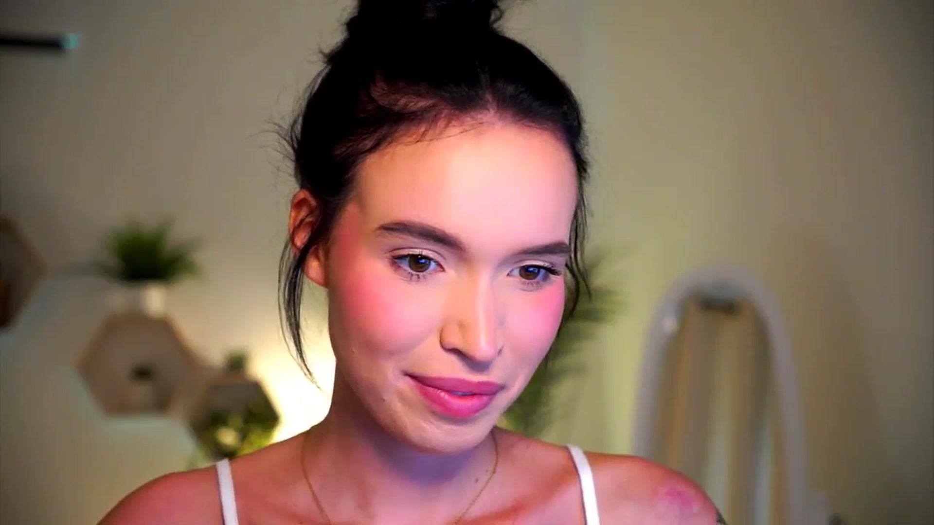 Gallery image thumbnail from Good_Choice's myfreecams stream on, 09/02/2024, 15:45 image 9 of 20