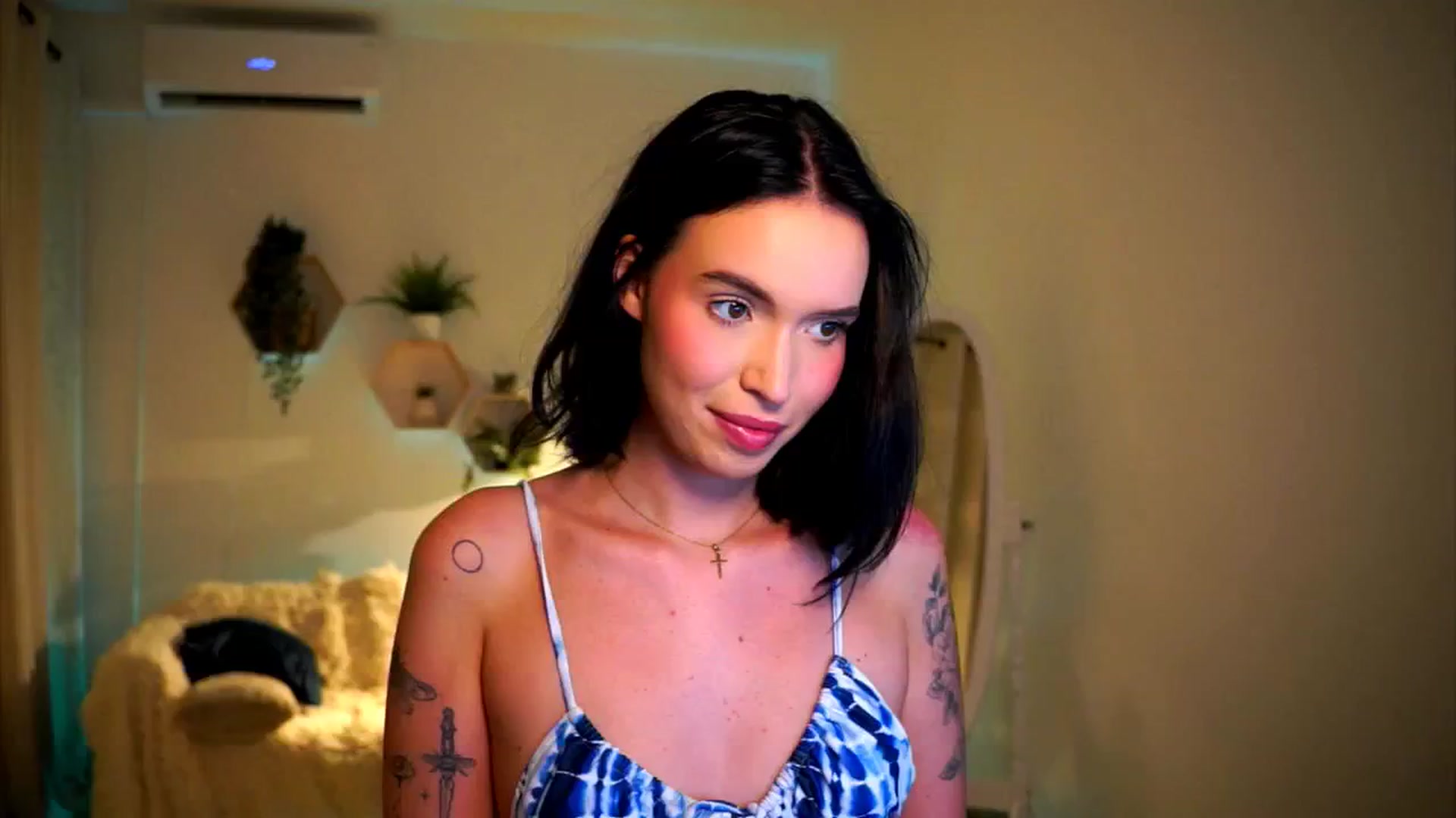 Gallery image thumbnail from Good_Choice's myfreecams stream on, 09/02/2024, 18:15 image 17 of 20