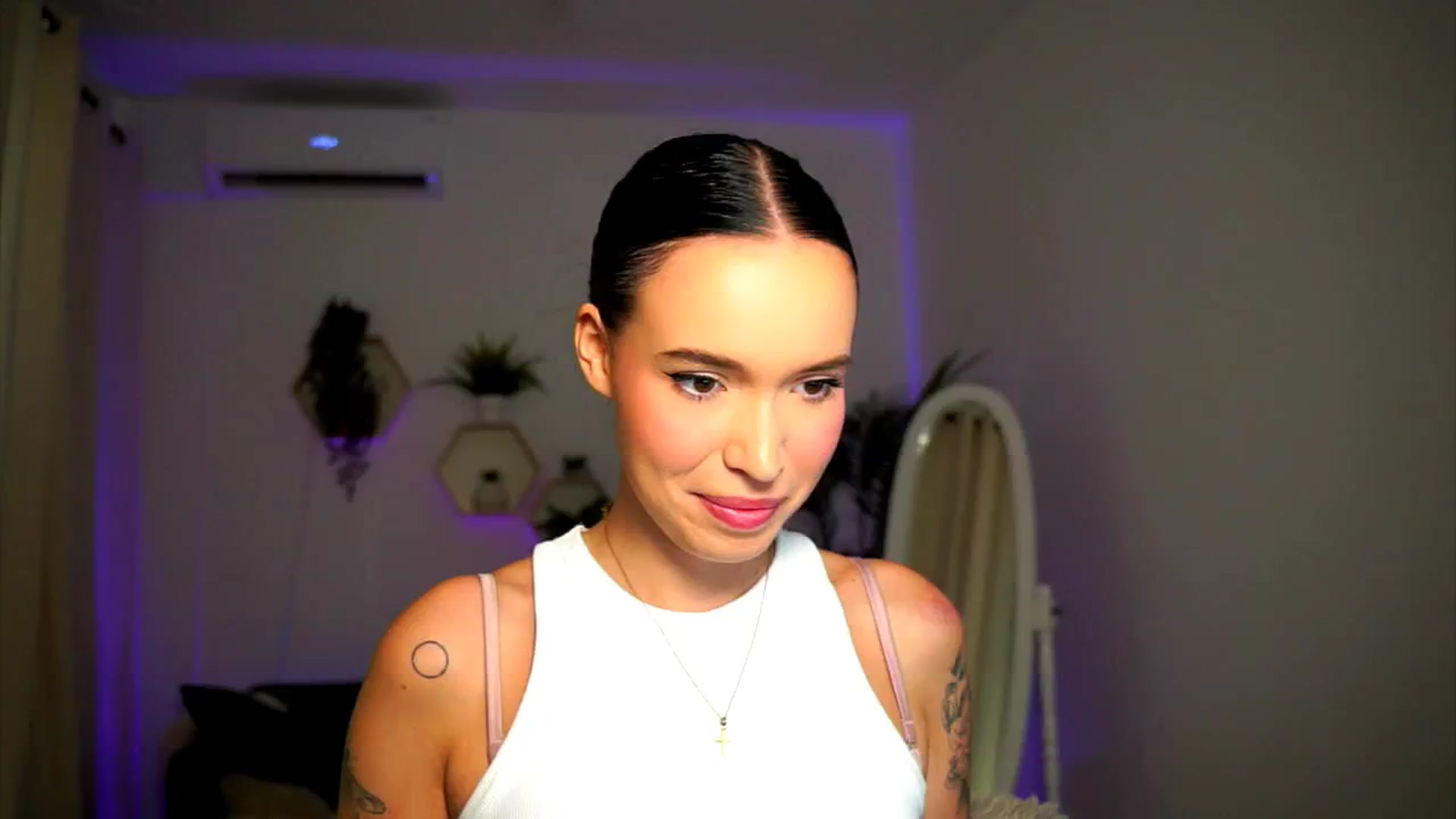 Gallery image thumbnail from Good_Choice's myfreecams stream on, 09/04/2024, 11:49 image 4 of 20