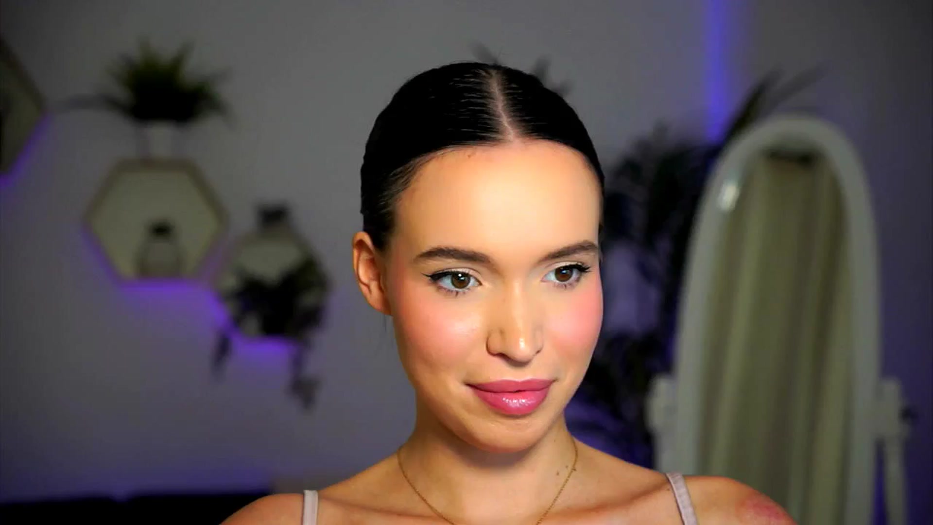 Gallery image thumbnail from Good_Choice's myfreecams stream on, 09/04/2024, 13:55 image 7 of 20