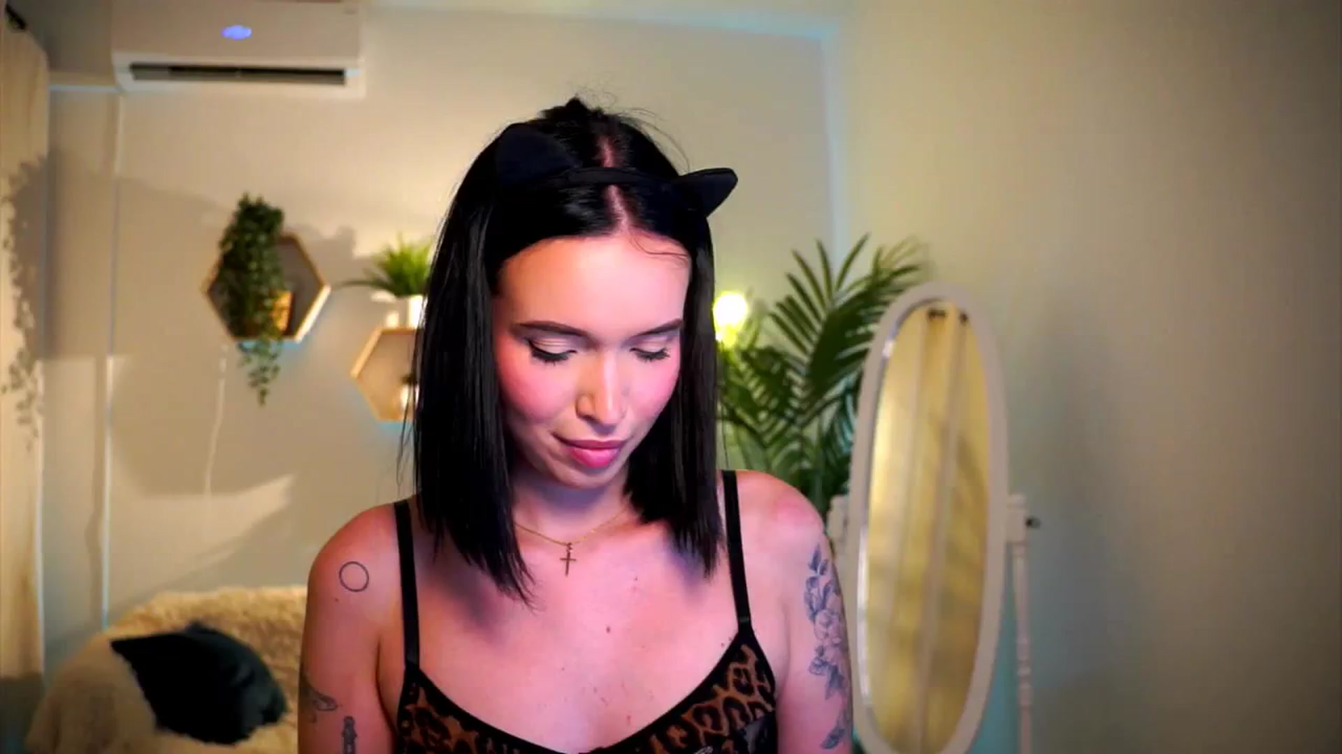 Gallery image thumbnail from Good_Choice's myfreecams stream on, 09/05/2024, 16:44 image 6 of 20