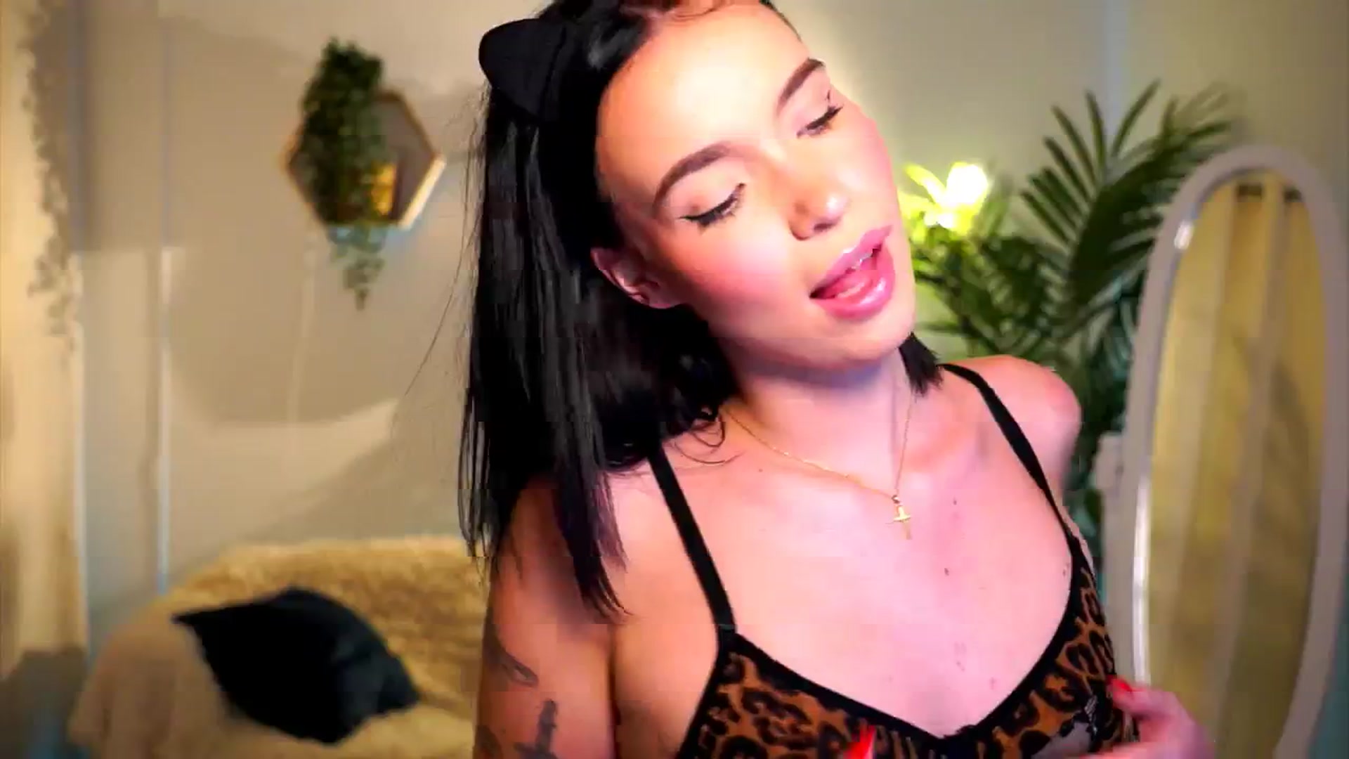 Gallery image thumbnail from Good_Choice's myfreecams stream on, 09/05/2024, 16:44 image 15 of 20