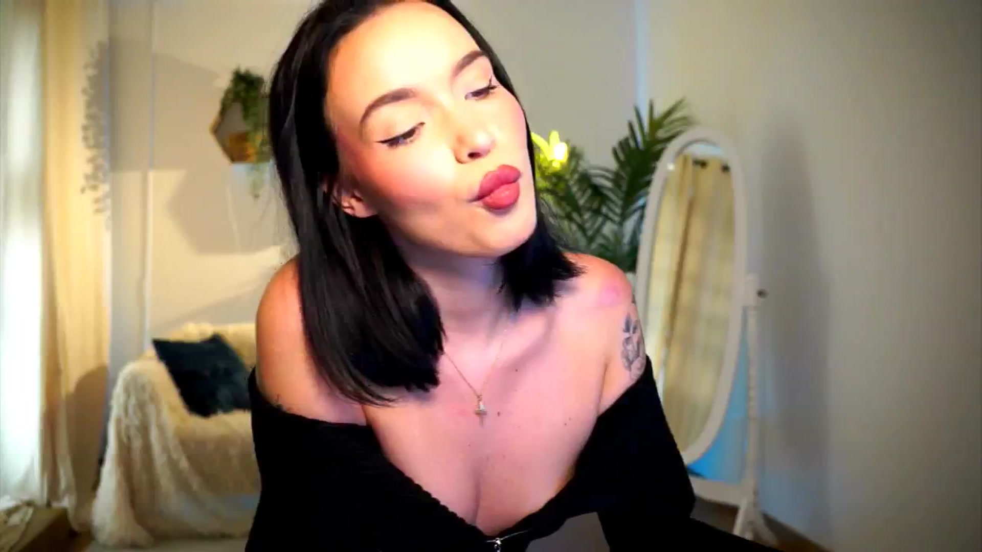 Gallery image thumbnail from Good_Choice's myfreecams stream on, 09/10/2024, 16:24 image 7 of 20