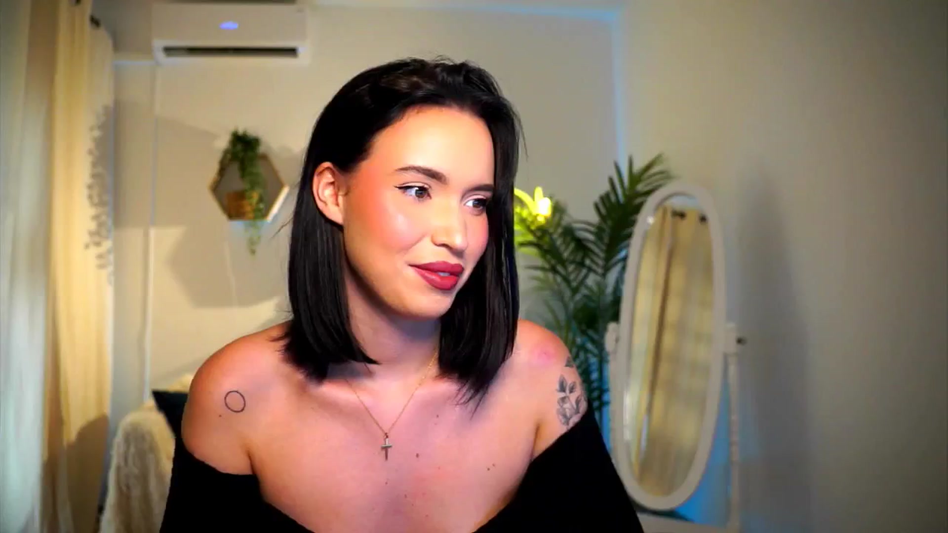 Gallery image thumbnail from Good_Choice's myfreecams stream on, 09/10/2024, 16:24 image 3 of 20