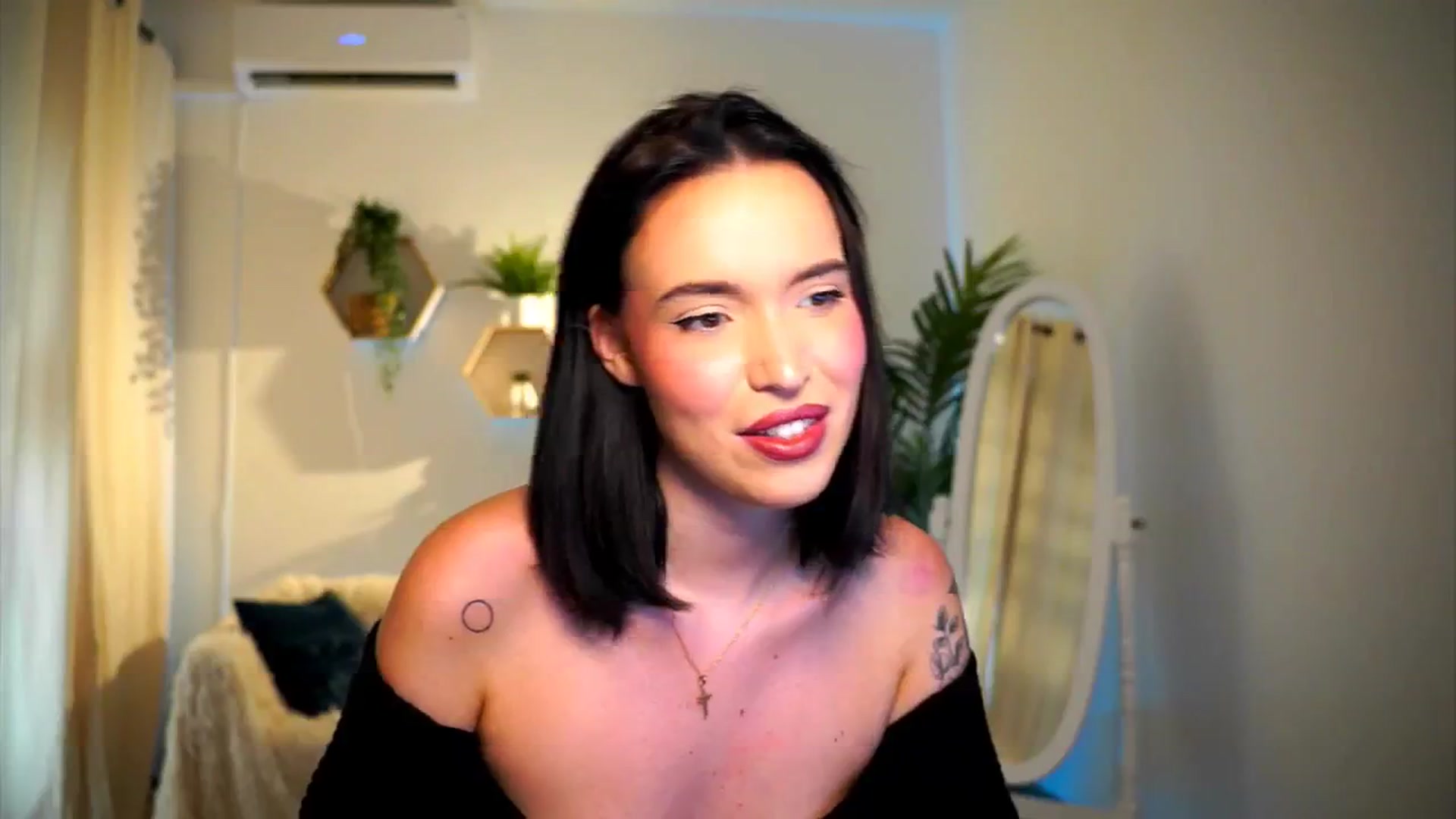 Gallery image thumbnail from Good_Choice's myfreecams stream on, 09/10/2024, 16:24 image 4 of 20