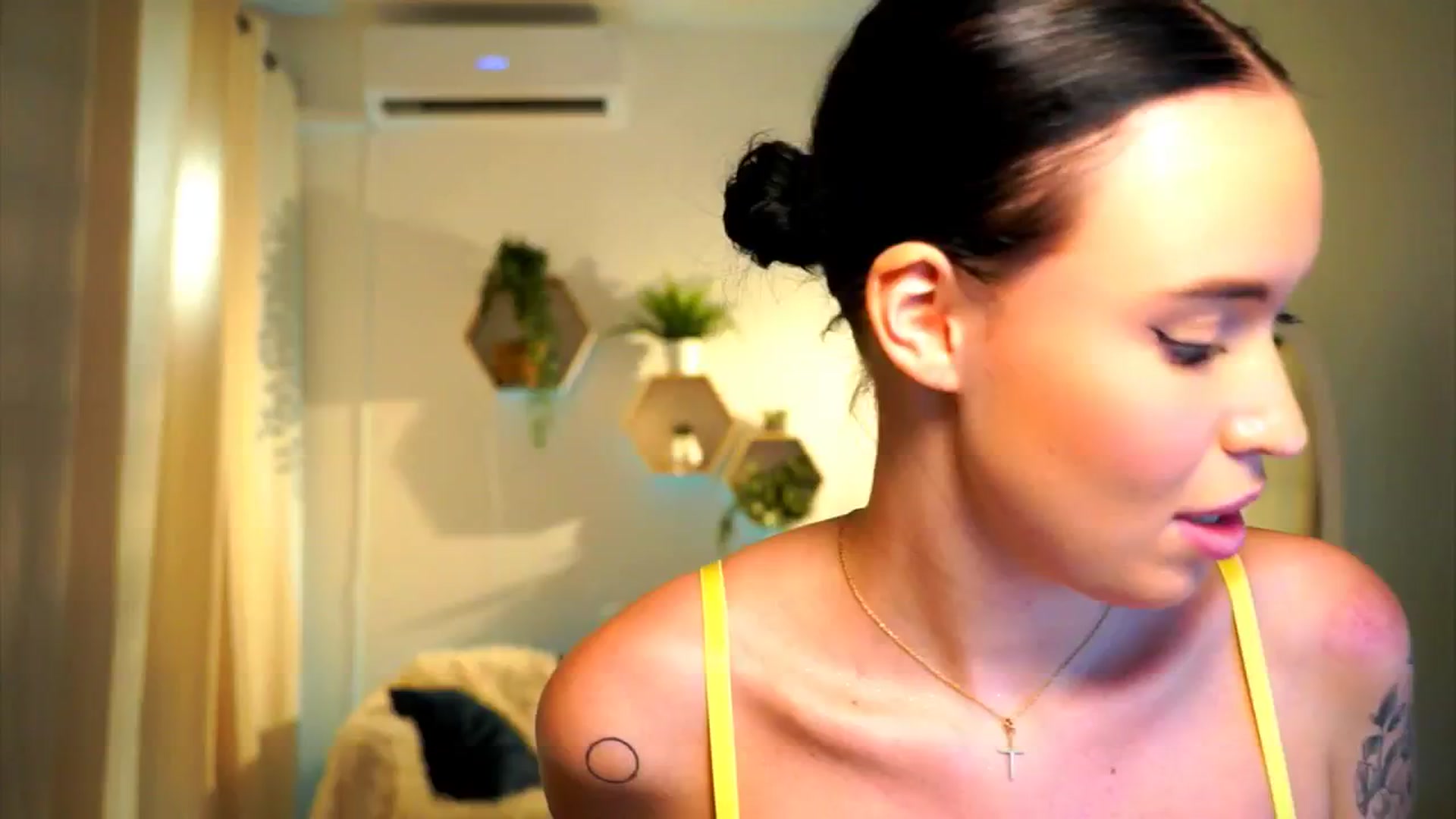 Gallery image thumbnail from Good_Choice's myfreecams stream on, 09/11/2024, 16:04 image 15 of 20