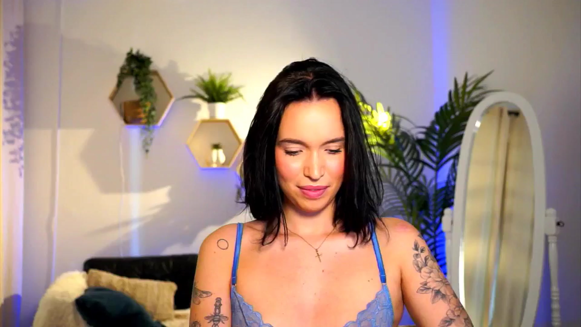 Gallery image thumbnail from Good_Choice's myfreecams stream on, 09/12/2024, 09:21 image 18 of 20