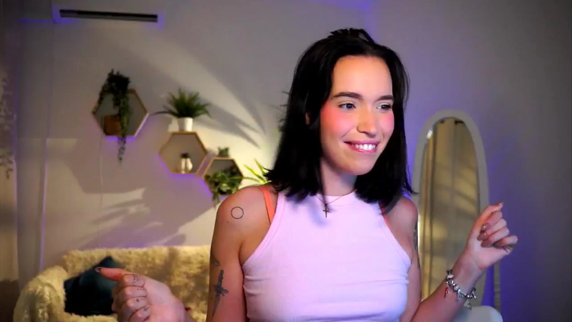 Gallery image thumbnail from Good_Choice's myfreecams stream on, 09/14/2024, 10:43 image 12 of 20
