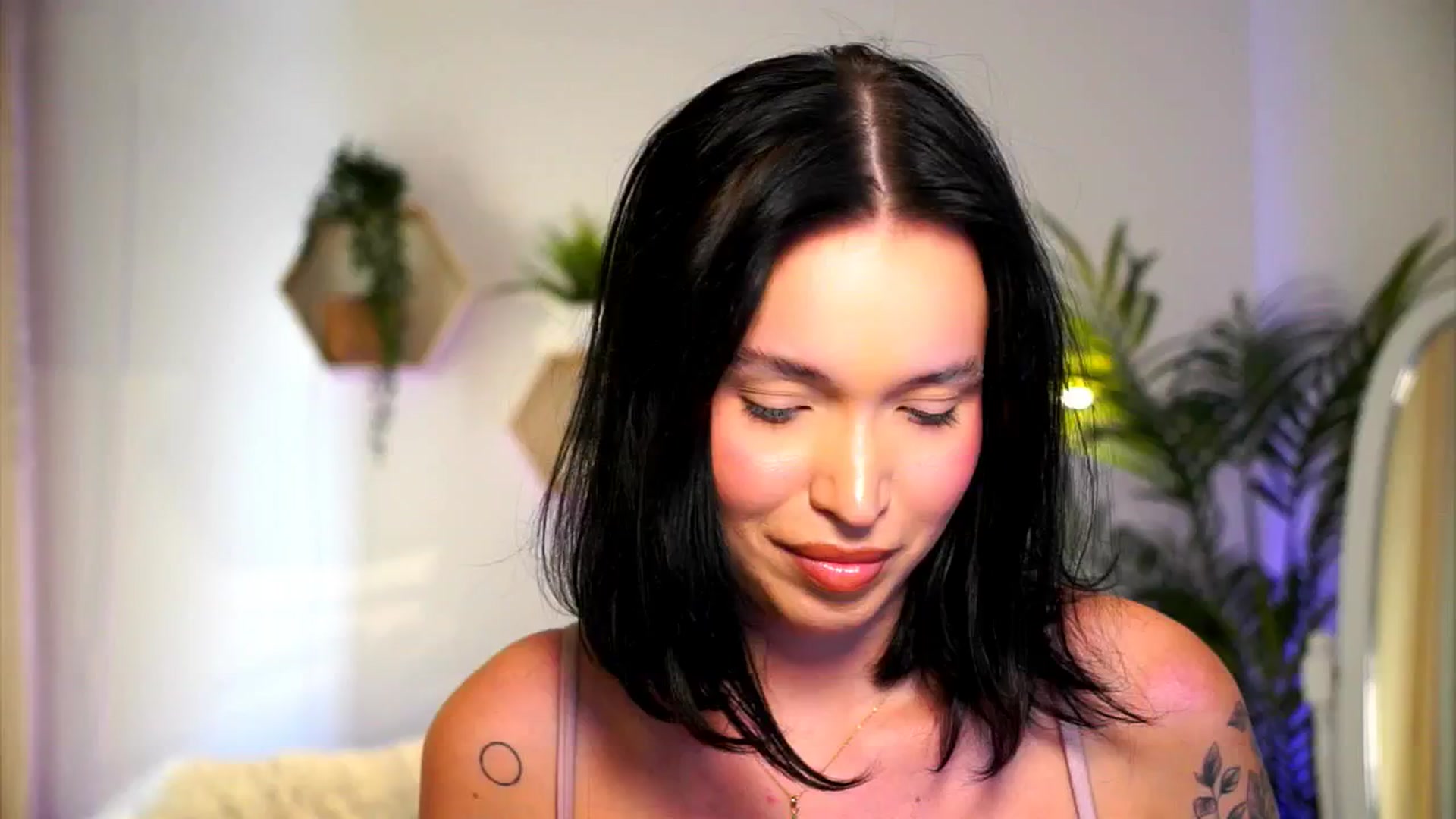 Gallery image thumbnail from Good_Choice's myfreecams stream on, 09/18/2024, 15:33 image 12 of 20