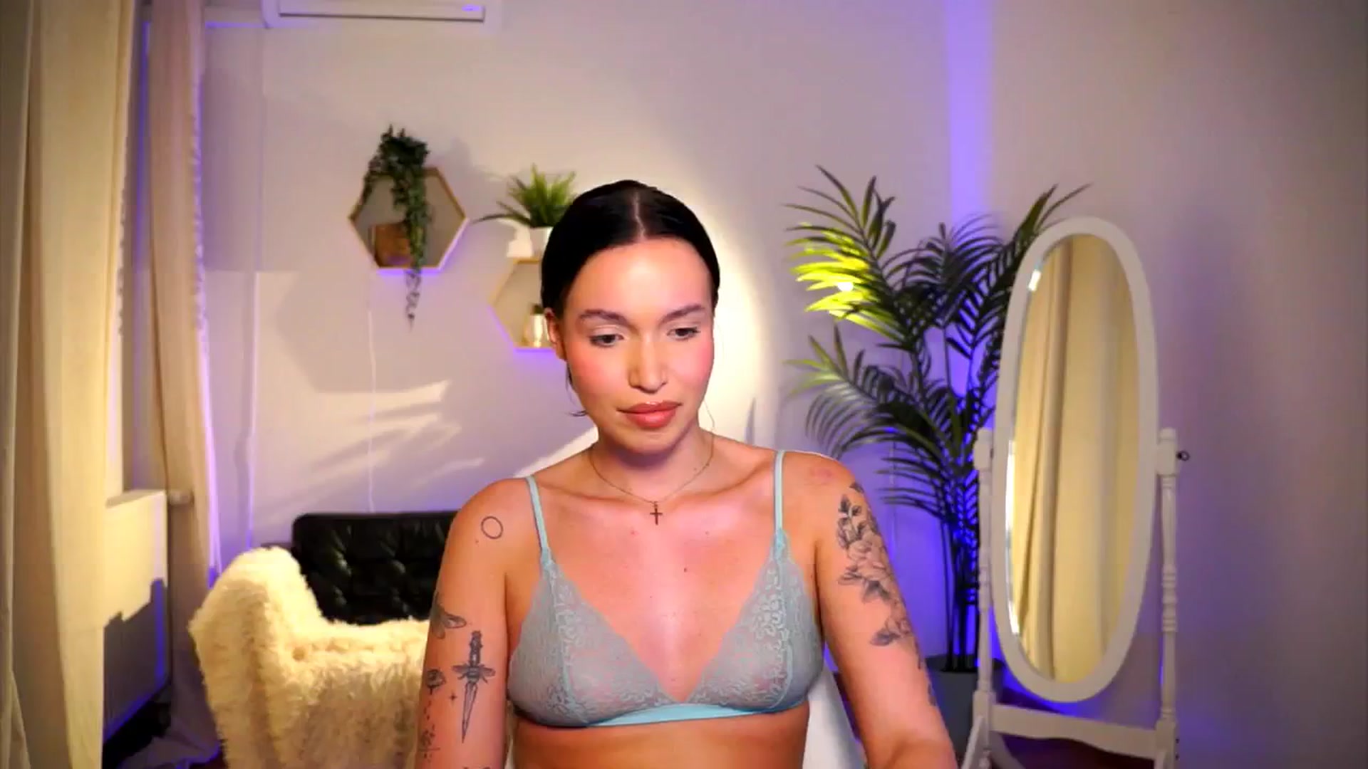 Gallery image thumbnail from Good_Choice's myfreecams stream on, 09/18/2024, 19:00 image 20 of 20