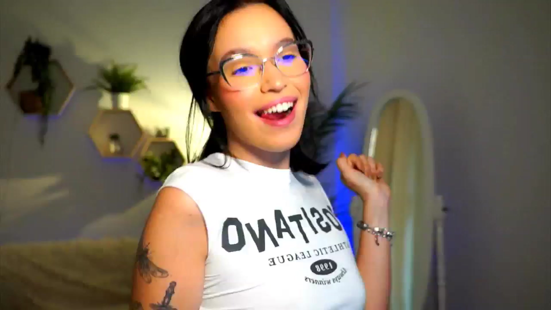 Gallery image thumbnail from Good_Choice's myfreecams stream on, 09/24/2024, 13:41 image 4 of 20