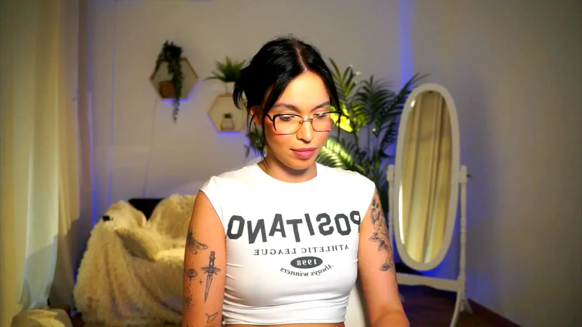 Gallery image thumbnail from Good_Choice's myfreecams stream on, 09/24/2024, 15:20 image 17 of 20