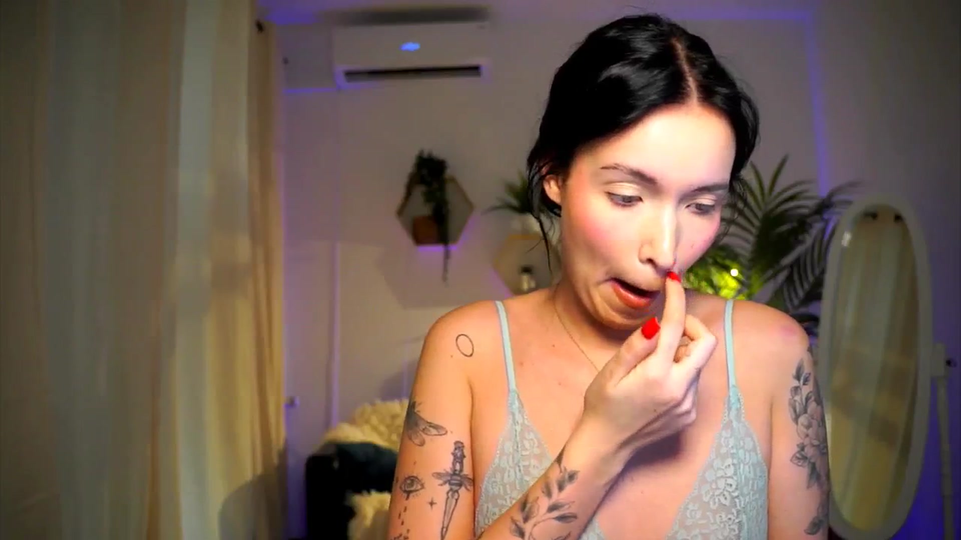 Gallery image thumbnail from Good_Choice's myfreecams stream on, 10/20/2024, 12:15 image 10 of 20