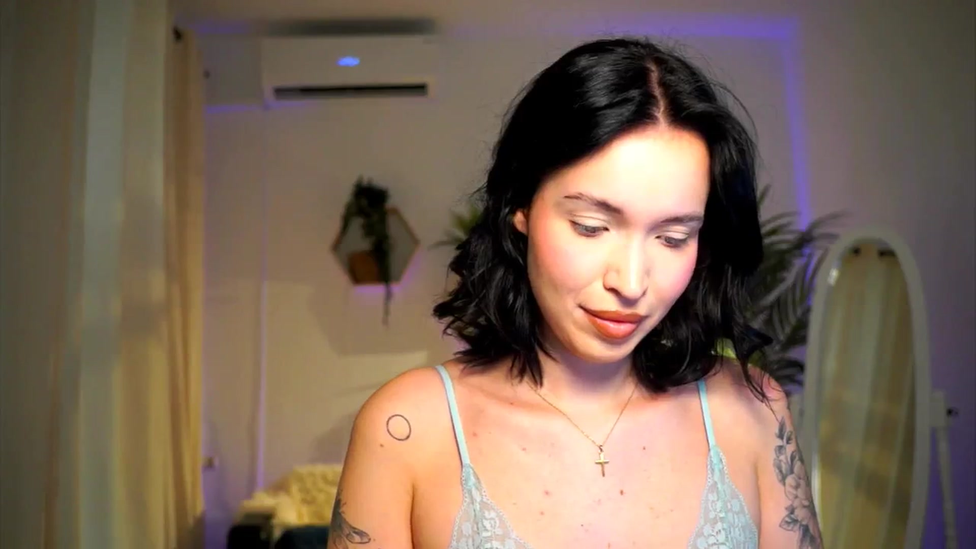 Gallery image thumbnail from Good_Choice's myfreecams stream on, 10/20/2024, 12:15 image 5 of 20