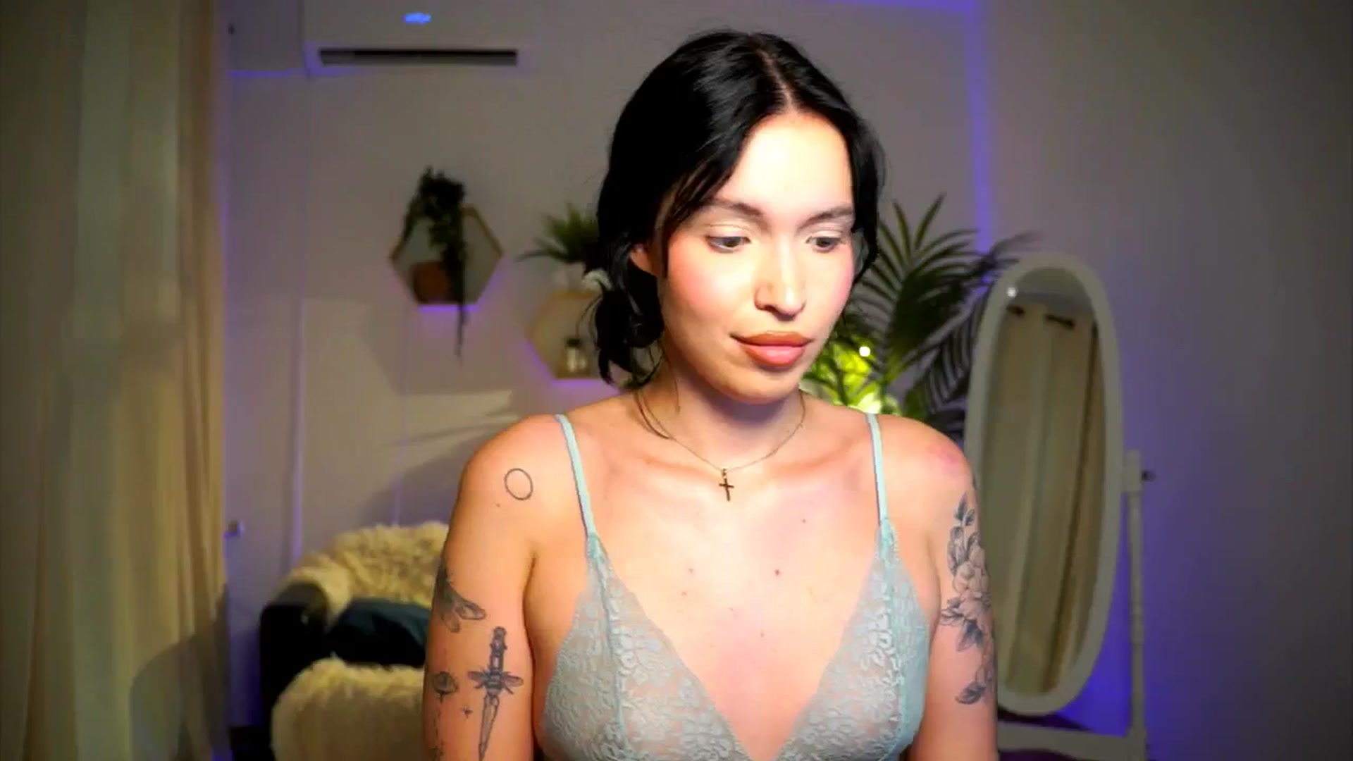 Gallery image thumbnail from Good_Choice's myfreecams stream on, 10/20/2024, 14:57 image 6 of 20