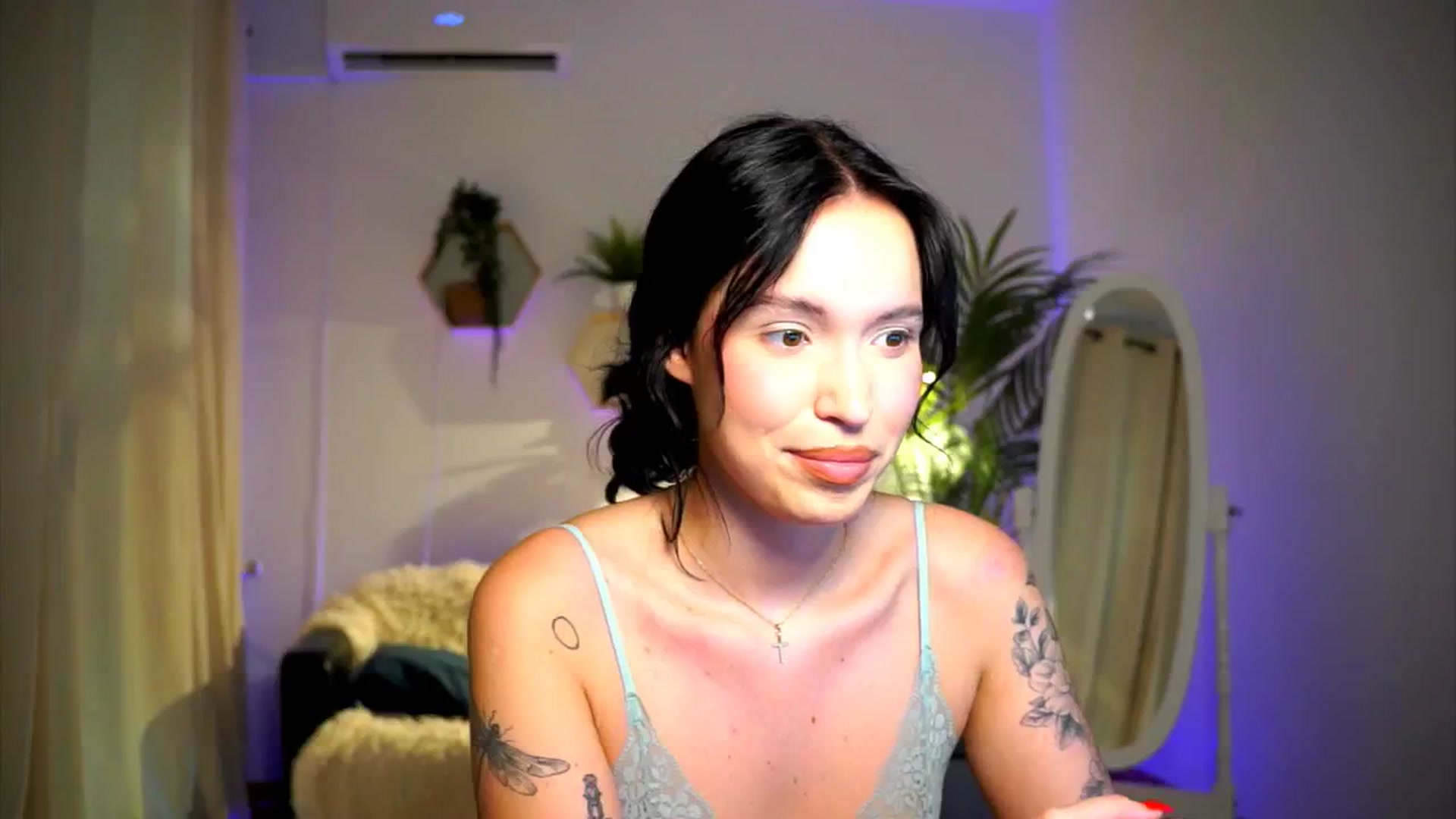 Gallery image thumbnail from Good_Choice's myfreecams stream on, 10/20/2024, 14:57 image 13 of 20
