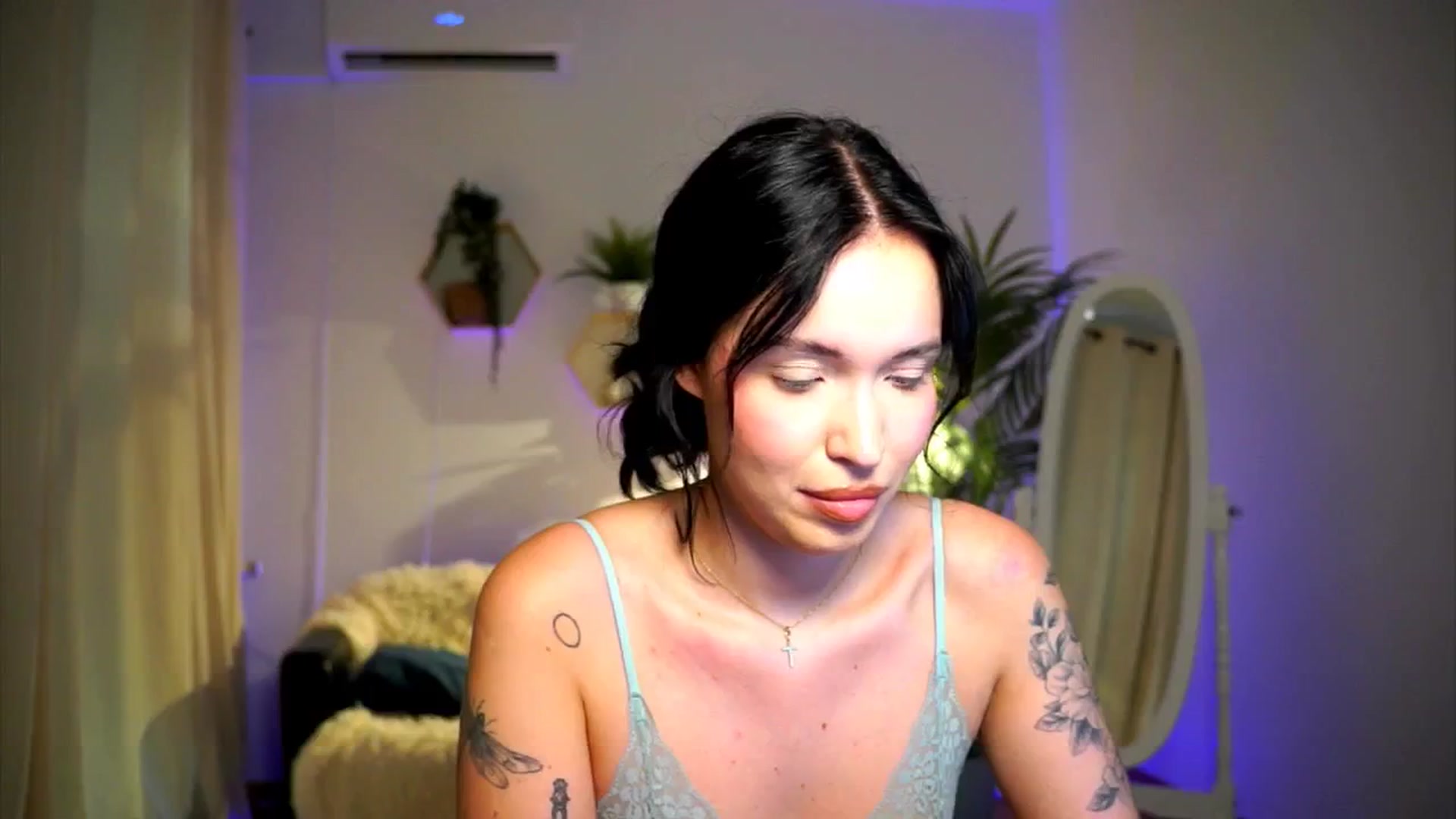 Gallery image thumbnail from Good_Choice's myfreecams stream on, 10/20/2024, 14:57 image 12 of 20