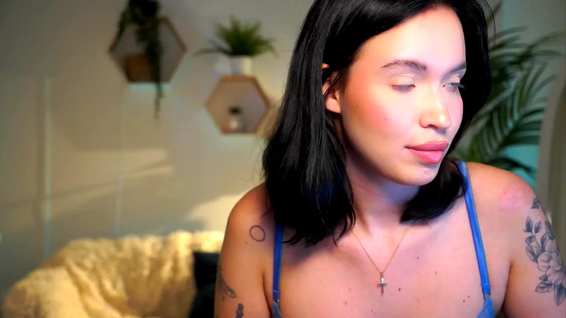 Gallery image thumbnail from Good_Choice's myfreecams stream on, 10/24/2024, 12:16 image 16 of 20