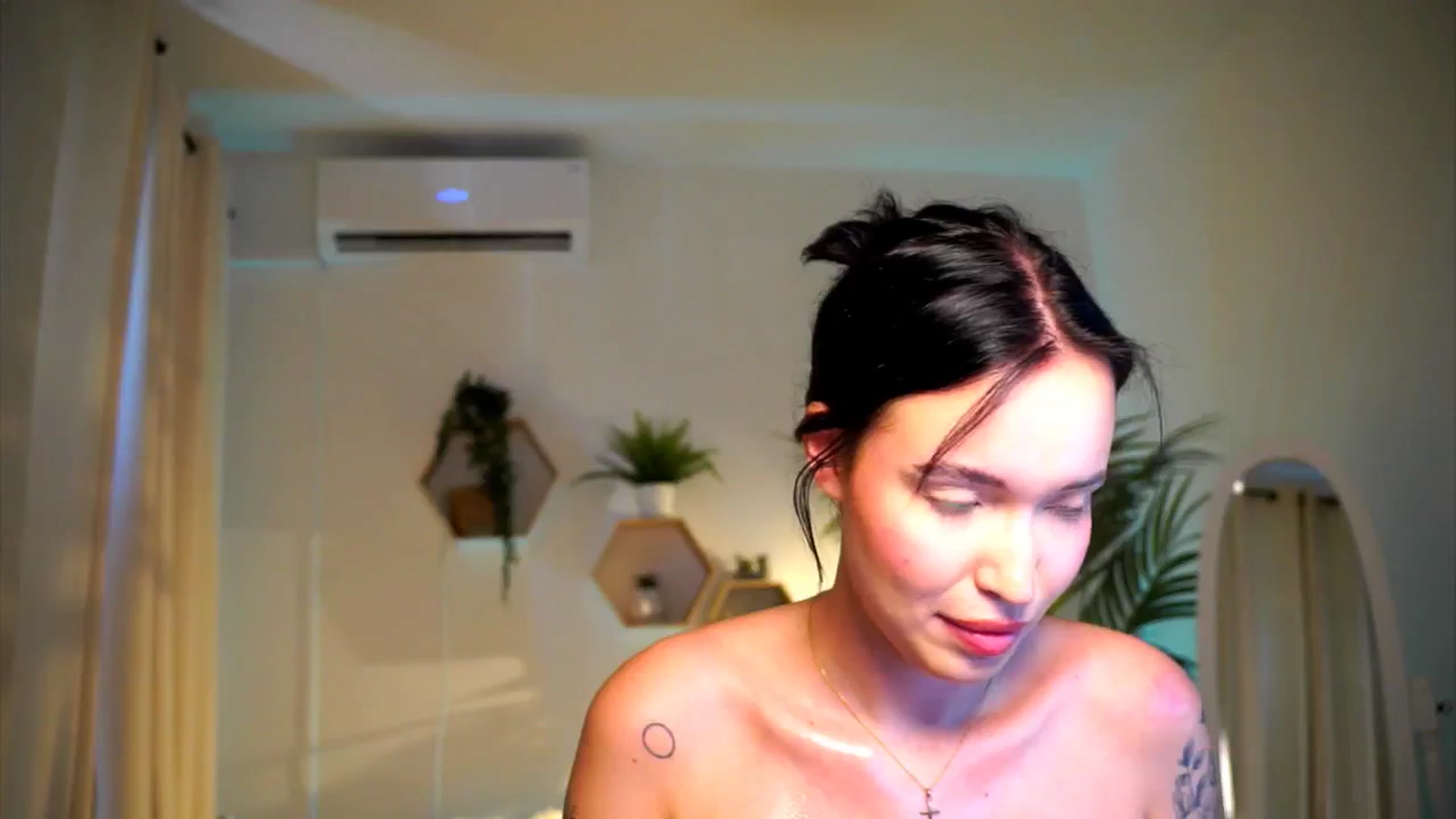 Gallery image thumbnail from Good_Choice's myfreecams stream on, 10/24/2024, 12:16 image 17 of 20
