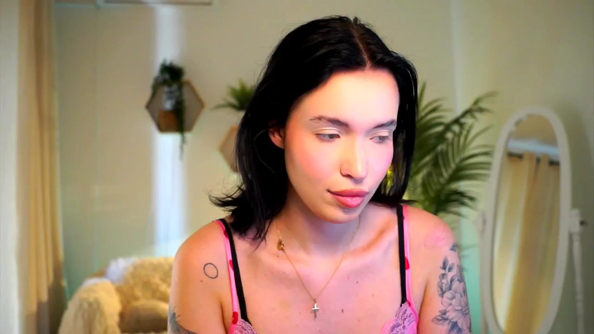 Gallery image thumbnail from Good_Choice's myfreecams stream on, 10/27/2024, 11:58 image 1 of 20