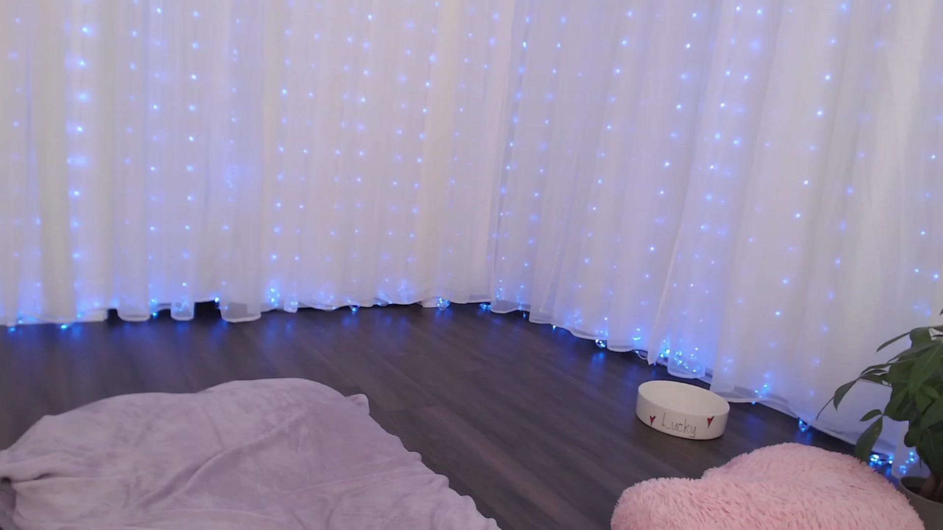 Gallery image thumbnail from GoodestGirl's myfreecams stream on, 05/16/2023, 03:59 image 18 of 20