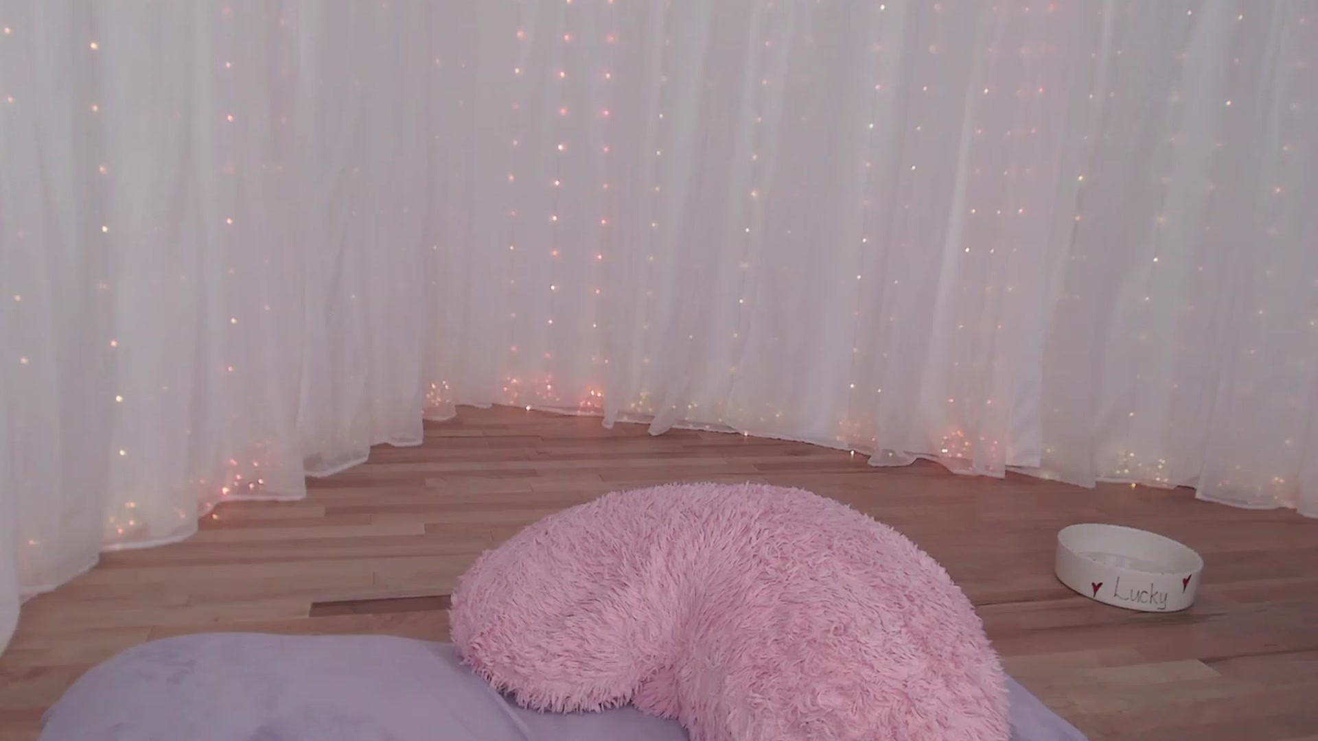 Gallery image thumbnail from GoodestGirl's myfreecams stream on, 06/28/2023, 04:38 image 19 of 20