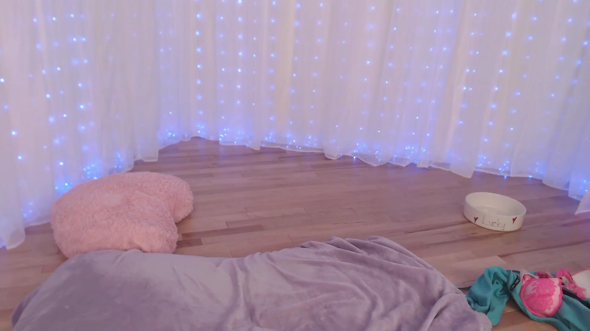 Gallery image thumbnail from GoodestGirl's myfreecams stream on, 07/10/2023, 07:00 image 6 of 20