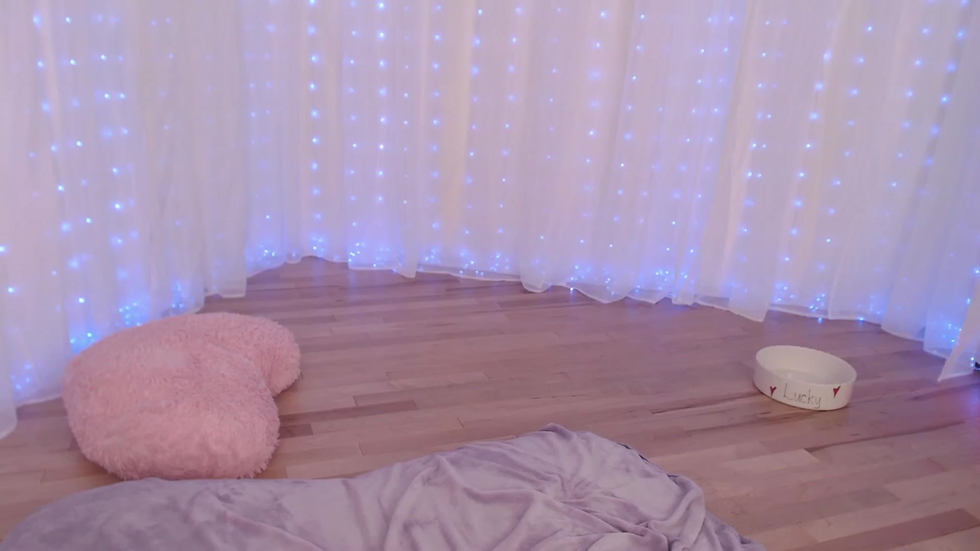 Gallery image thumbnail from GoodestGirl's myfreecams stream on, 07/10/2023, 07:00 image 16 of 20