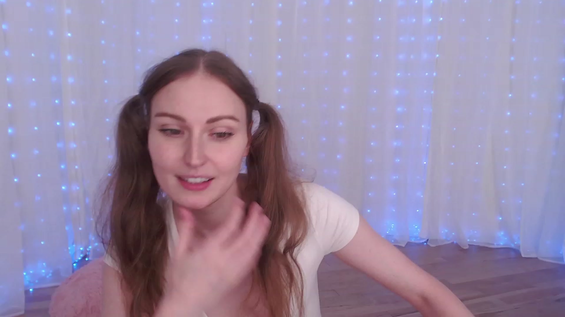 Gallery image thumbnail from GoodestGirl's myfreecams stream on, 08/26/2023, 01:44 image 5 of 20