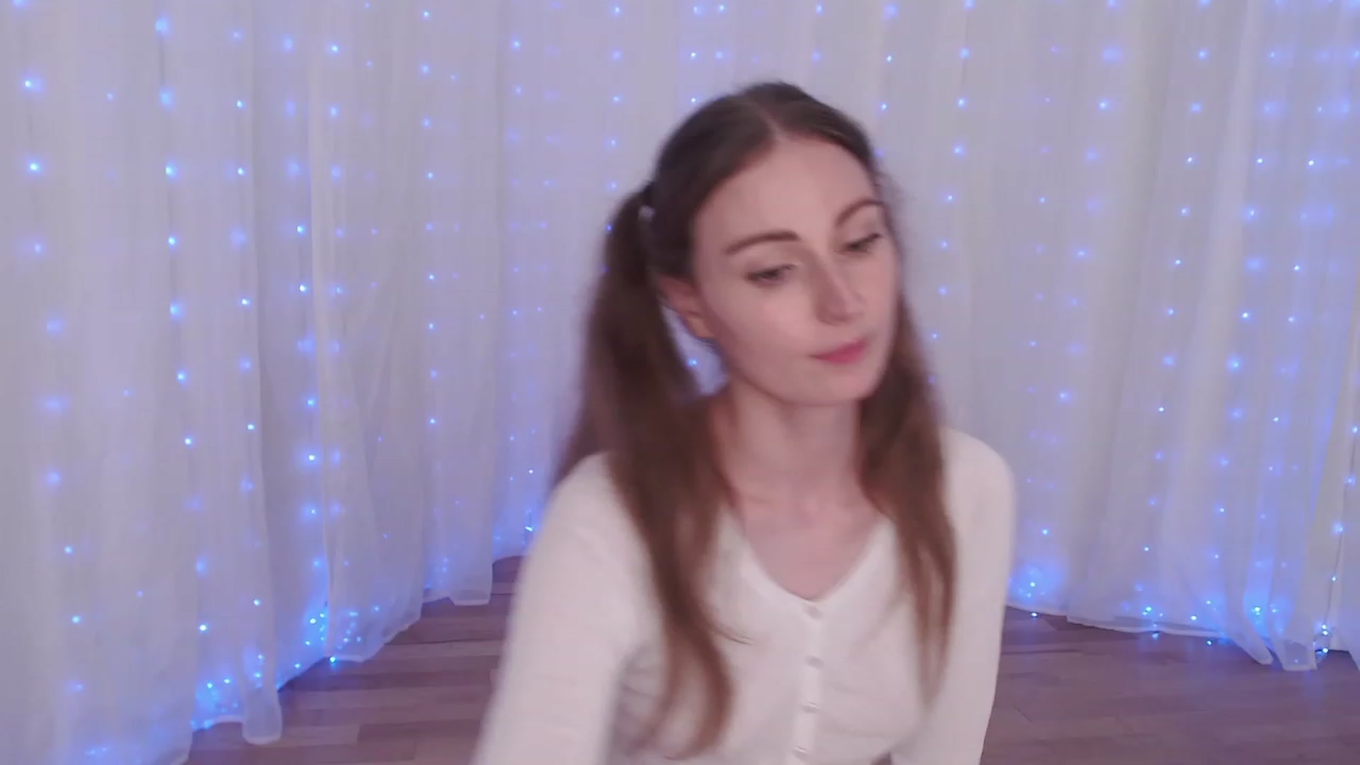 Gallery image thumbnail from GoodestGirl's myfreecams stream on, 08/30/2023, 04:02 image 1 of 20