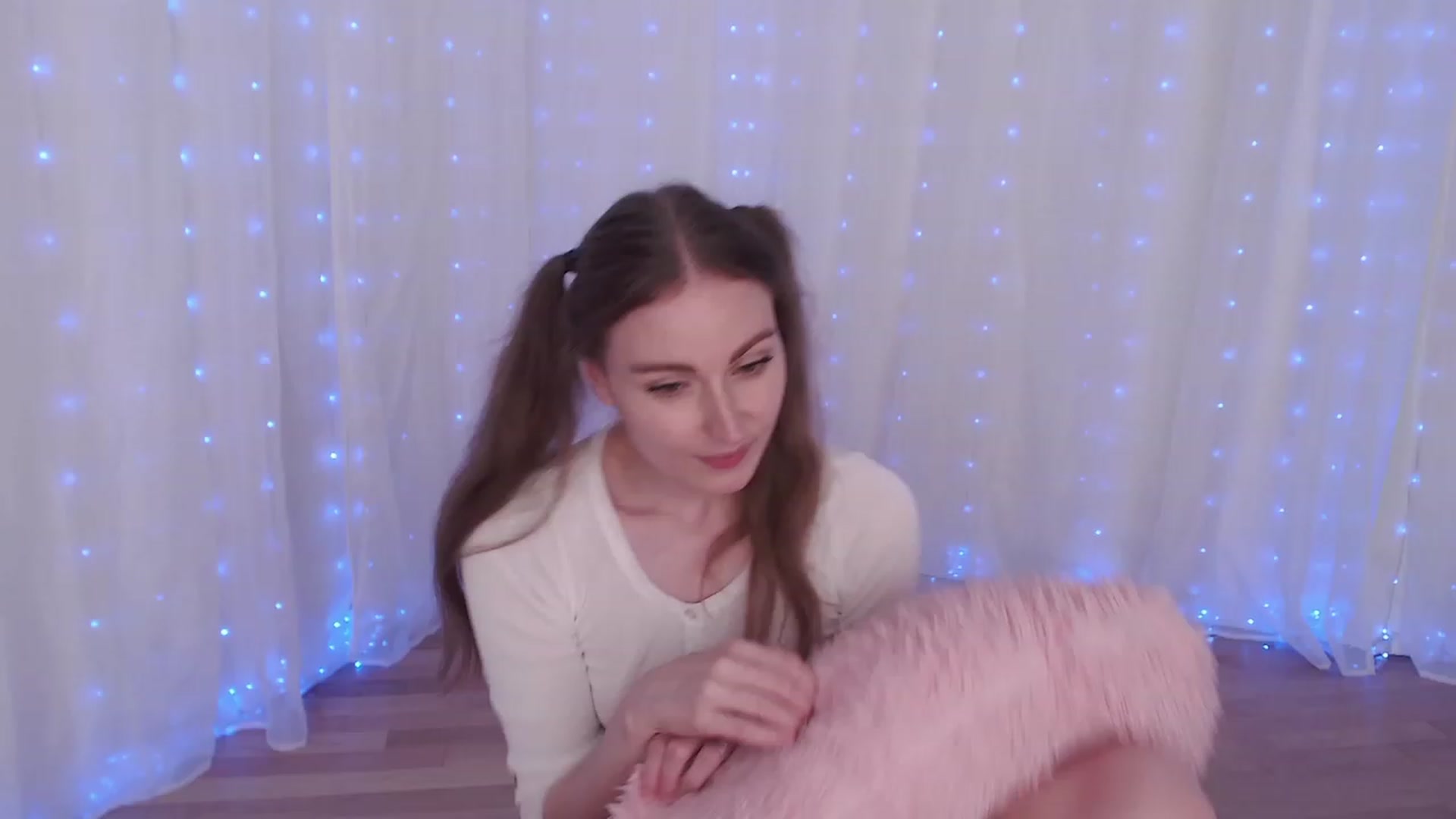 Gallery image thumbnail from GoodestGirl's myfreecams stream on, 08/30/2023, 04:02 image 2 of 20