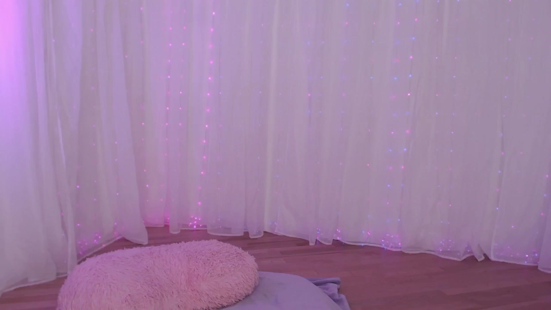 Gallery image thumbnail from GoodestGirl's myfreecams stream on, 05/26/2024, 24:30 image 7 of 20