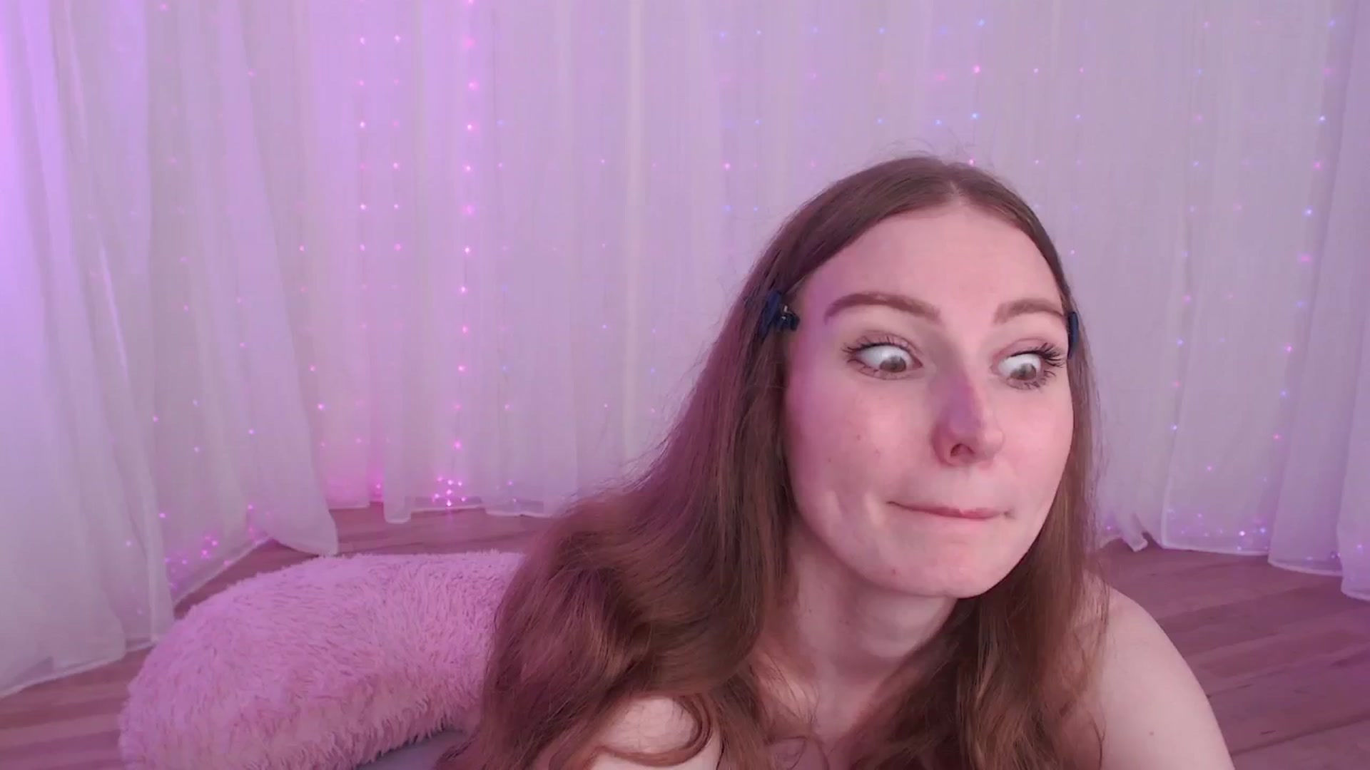 Gallery image thumbnail from GoodestGirl's myfreecams stream on, 05/26/2024, 01:43 image 5 of 20