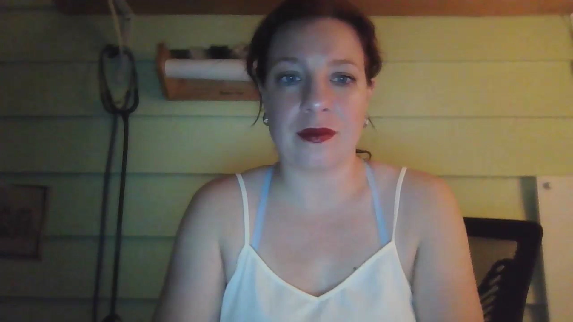 Gallery image thumbnail from Goodgirl_Anya's myfreecams stream on, 07/17/2023, 02:21 image 1 of 20