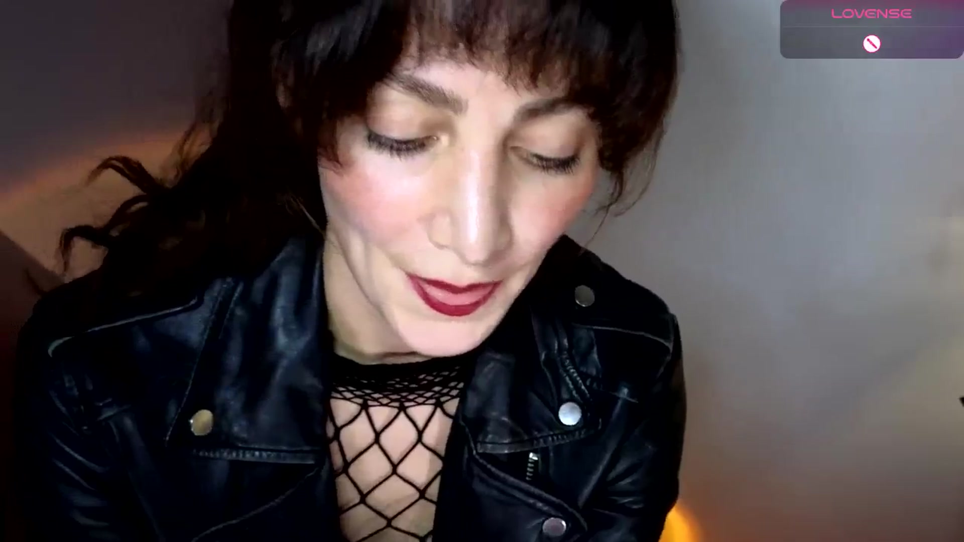 Gallery image thumbnail from Goodgirlgrace's myfreecams stream on, 10/31/2024, 17:43 image 5 of 20