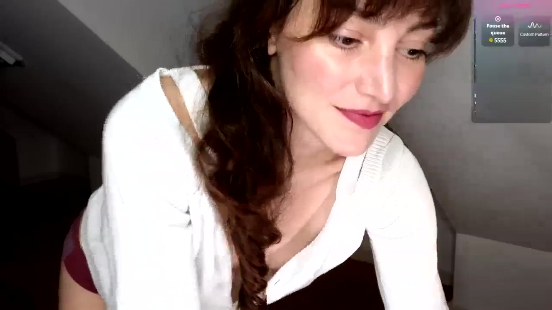 Gallery image thumbnail from Goodgirlgrace's myfreecams stream on, 11/16/2024, 17:54 image 3 of 20