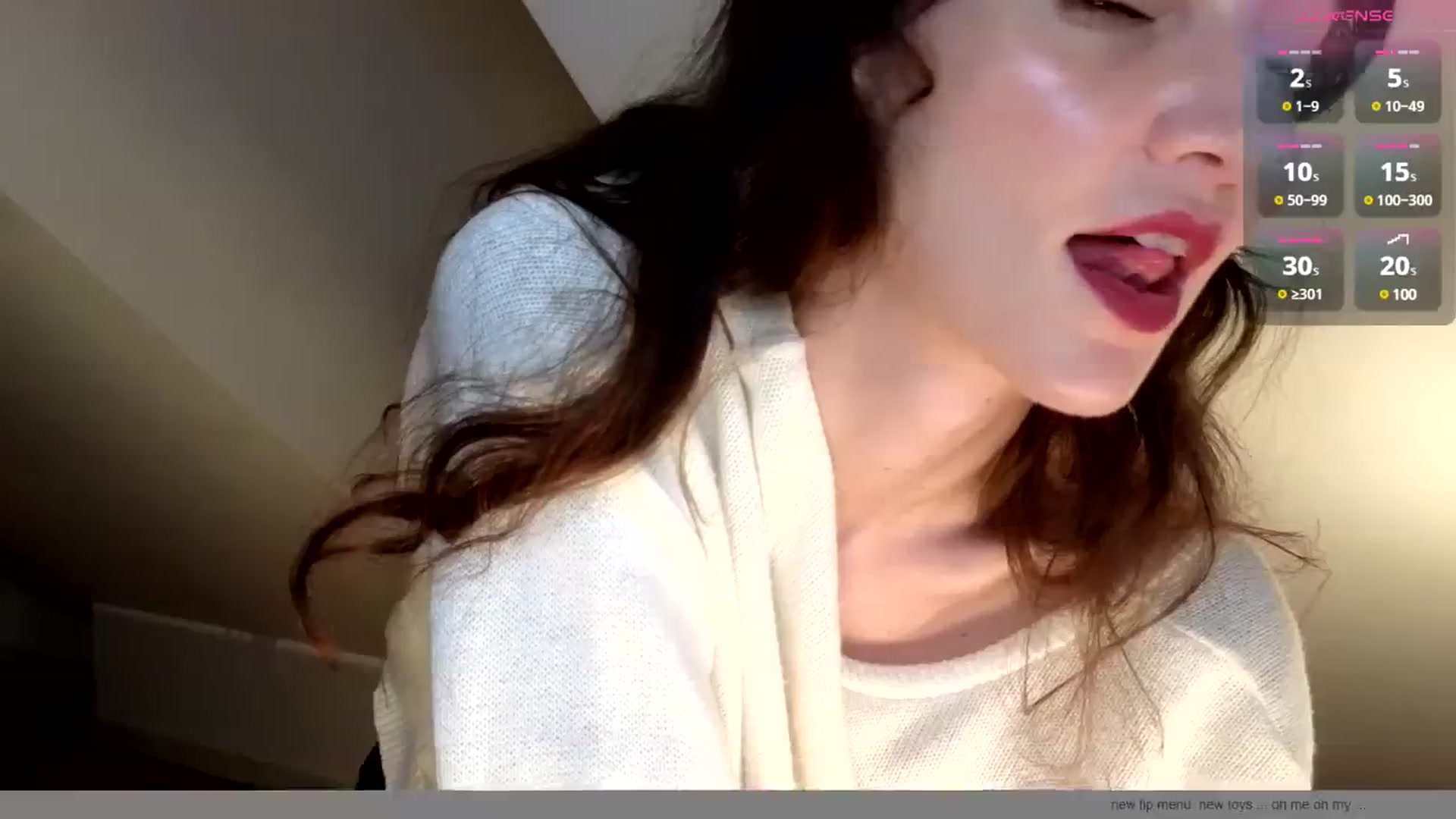 Gallery image thumbnail from Goodgirlgrace's myfreecams stream on, 12/15/2024, 17:15 image 12 of 20