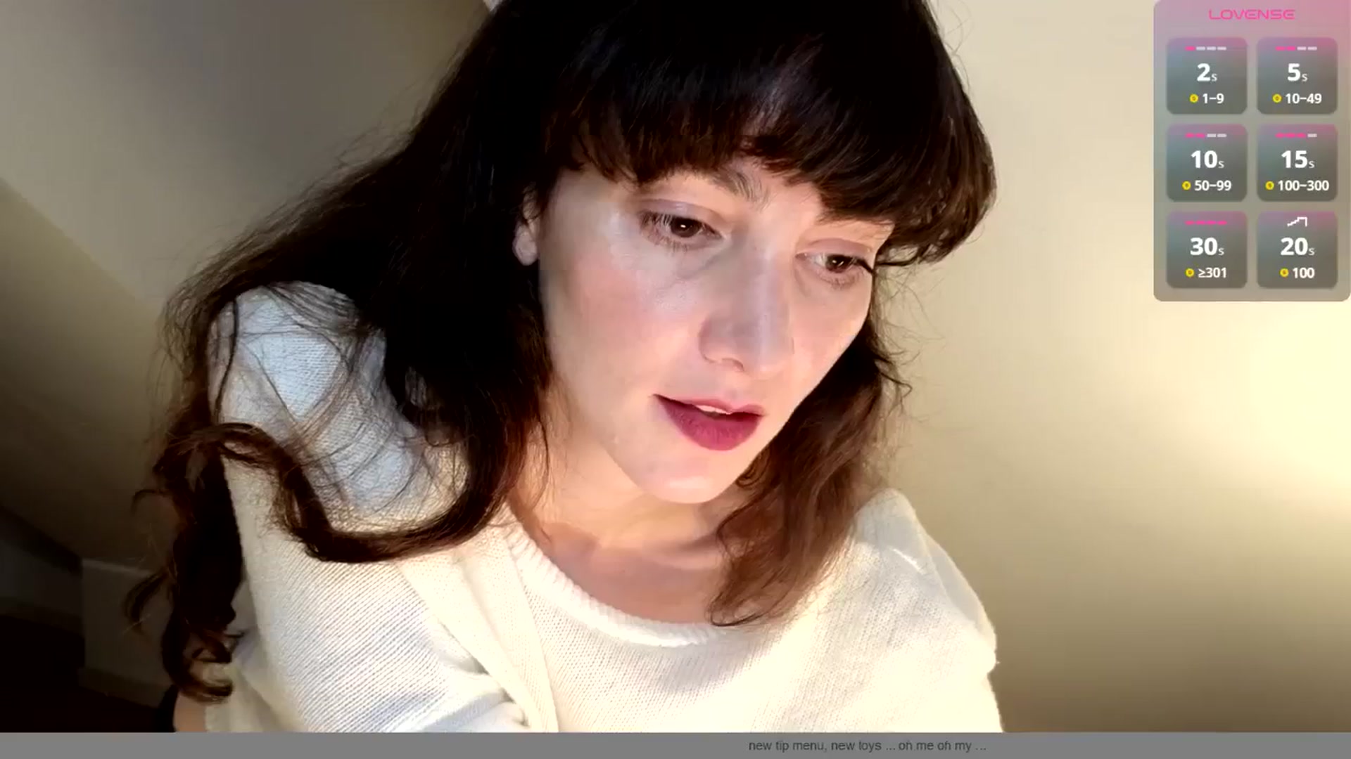 Gallery image thumbnail from Goodgirlgrace's myfreecams stream on, 12/15/2024, 17:15 image 17 of 20