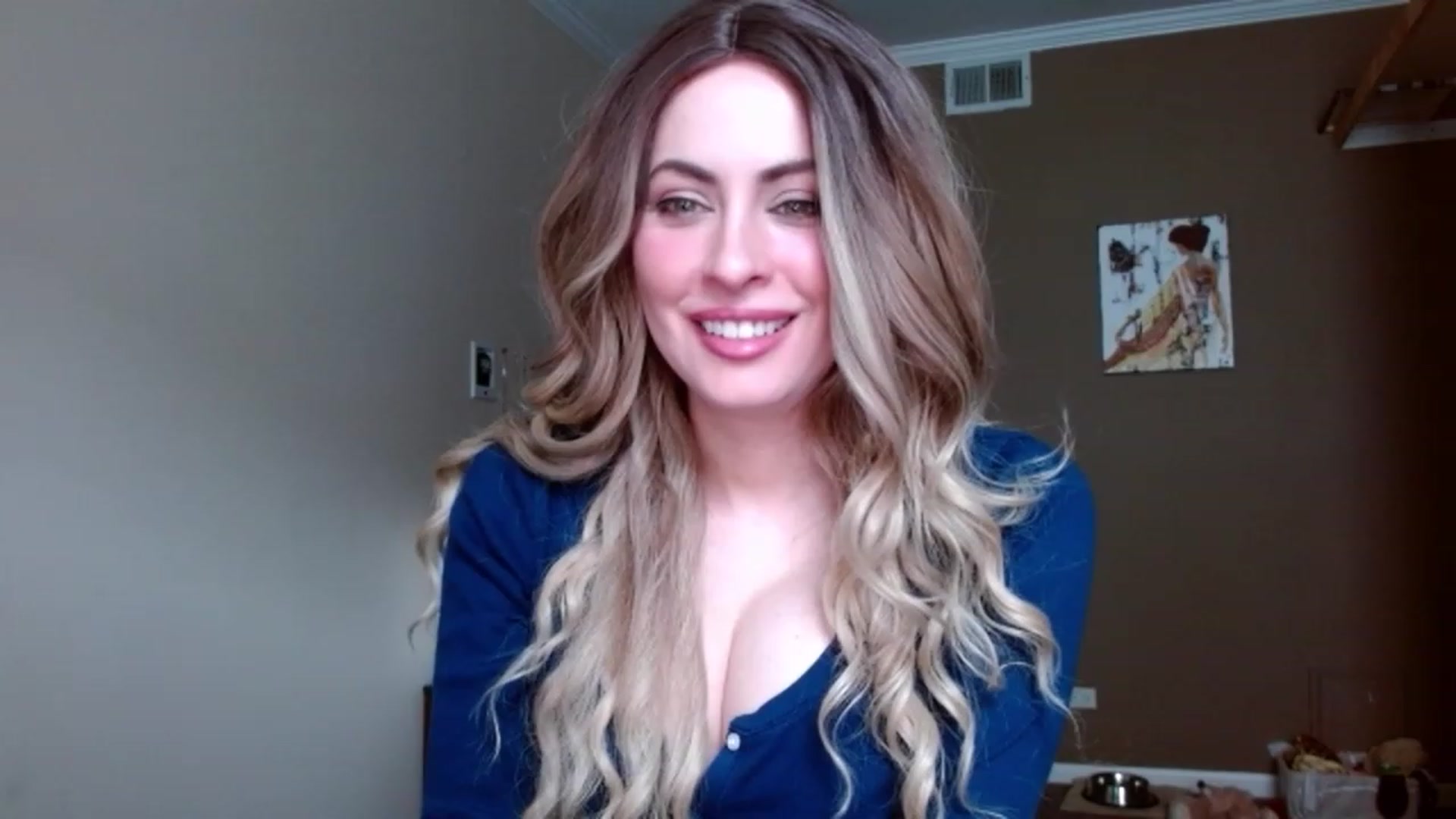 Gallery image thumbnail from Google_'s myfreecams stream on, 03/01/2024, 19:37 image 2 of 20
