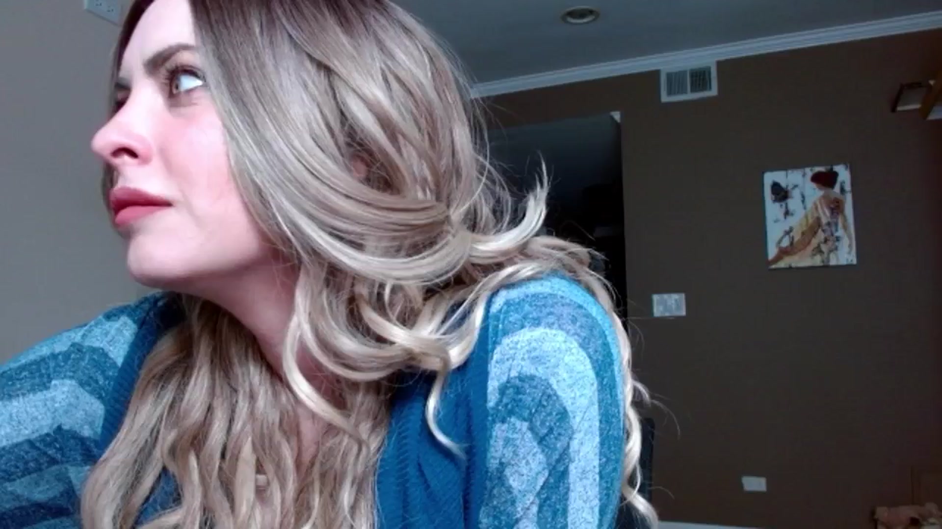 Gallery image thumbnail from Google_'s myfreecams stream on, 03/18/2024, 16:50 image 10 of 20