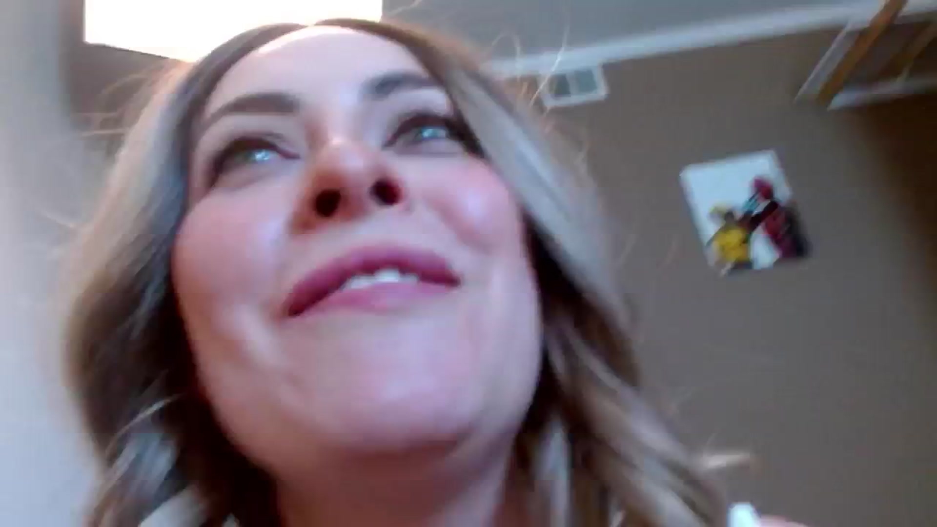 Gallery image thumbnail from Google_'s myfreecams stream on, 06/05/2024, 22:50 image 6 of 20