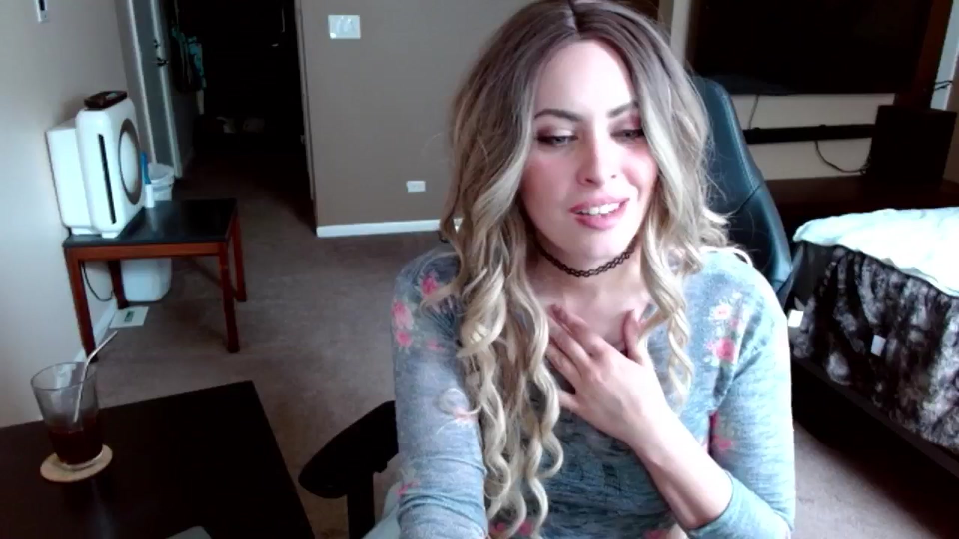 Gallery image thumbnail from Google_'s myfreecams stream on, 07/02/2024, 19:32 image 2 of 20