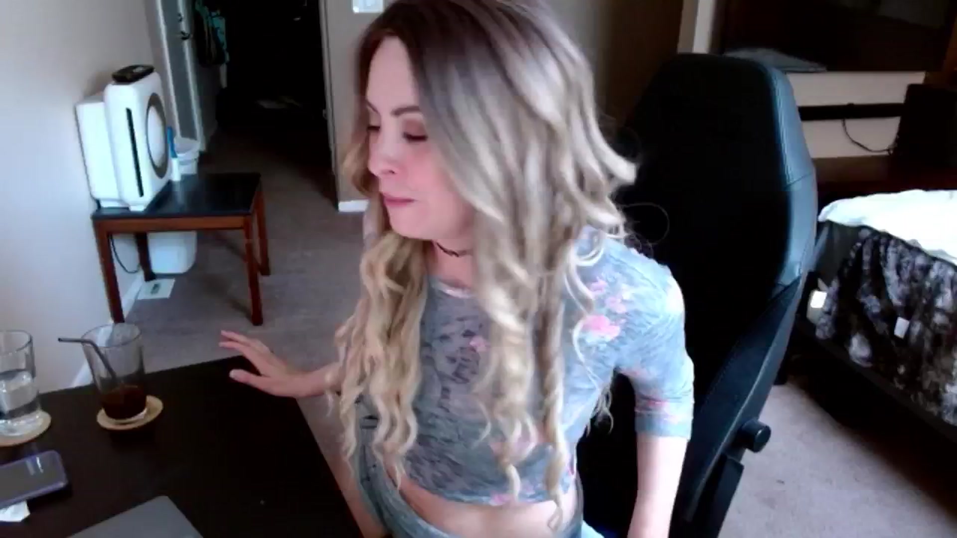 Gallery image thumbnail from Google_'s myfreecams stream on, 07/02/2024, 21:34 image 7 of 20