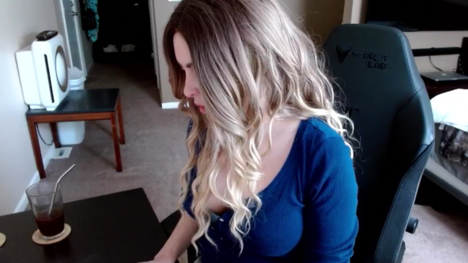 Gallery image thumbnail from Google_'s myfreecams stream on, 07/10/2024, 19:21 image 3 of 20