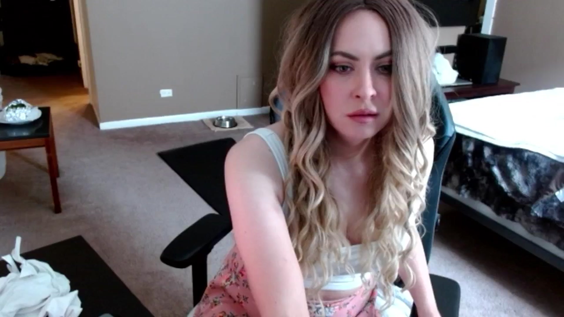 Gallery image thumbnail from Google_'s myfreecams stream on, 07/30/2024, 19:45 image 18 of 20