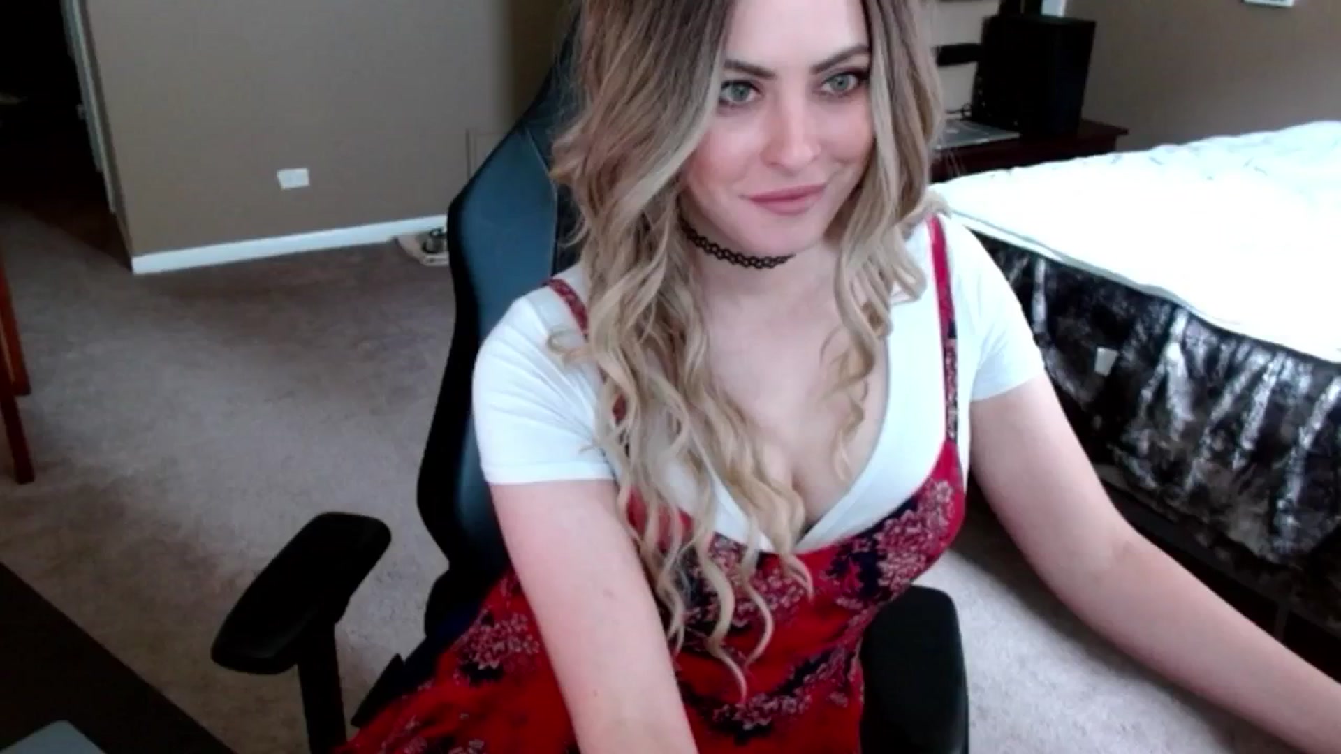 Gallery image thumbnail from Google_'s myfreecams stream on, 08/01/2024, 20:24 image 1 of 20