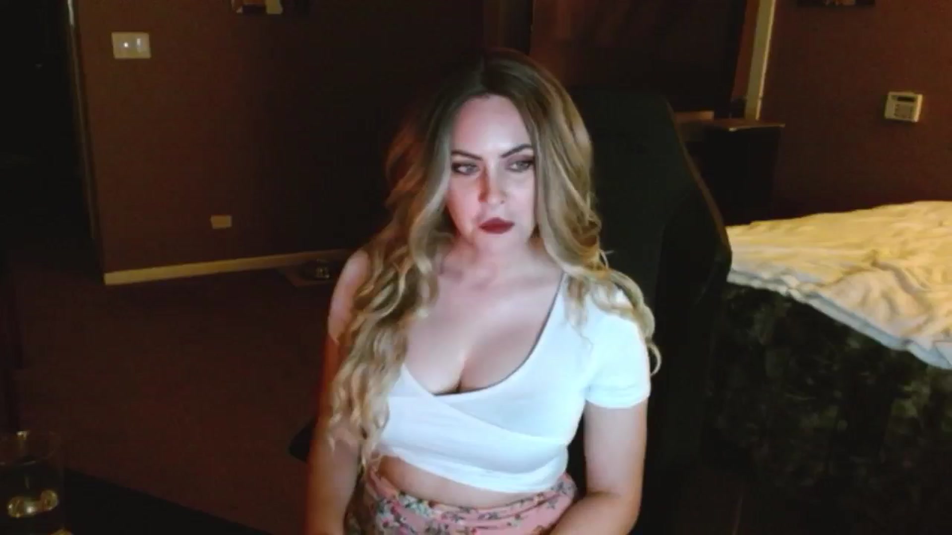 Gallery image thumbnail from Google_'s myfreecams stream on, 08/06/2024, 05:56 image 3 of 20
