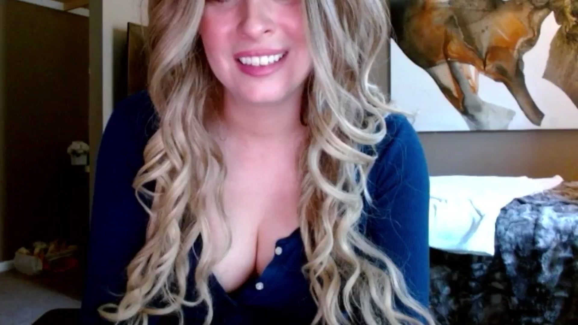 Gallery image thumbnail from Google_'s myfreecams stream on, 08/08/2024, 24:15 image 15 of 20